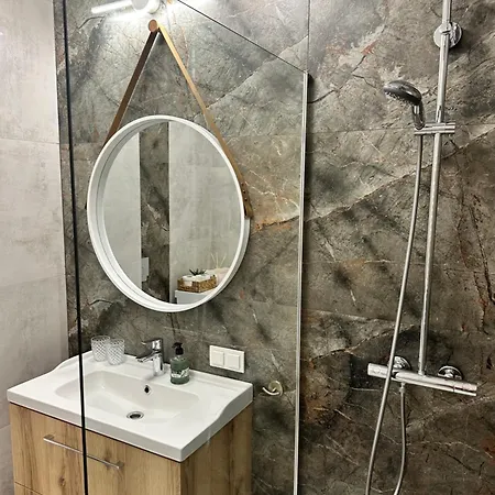 Apartment Kocham Podroze Na Fuzji Nowy!!! Klimatyzacja Balkon Wejscie Na Kod, Fv