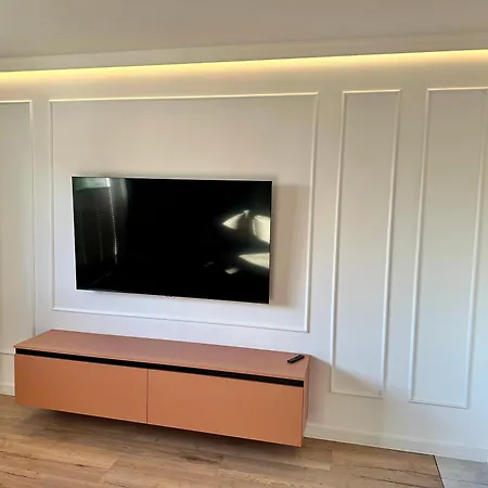 Appartement Kocham Podroze Na Fuzji Klimatyzacja, Balkon, Wejscie Na Kod, Wifi, Fv Łódź