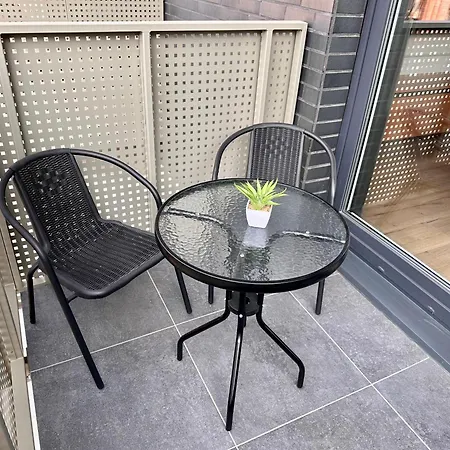 Kocham Podroze Na Fuzji Klimatyzacja, Balkon, Wejscie Na Kod, Wifi, Fv Łódź