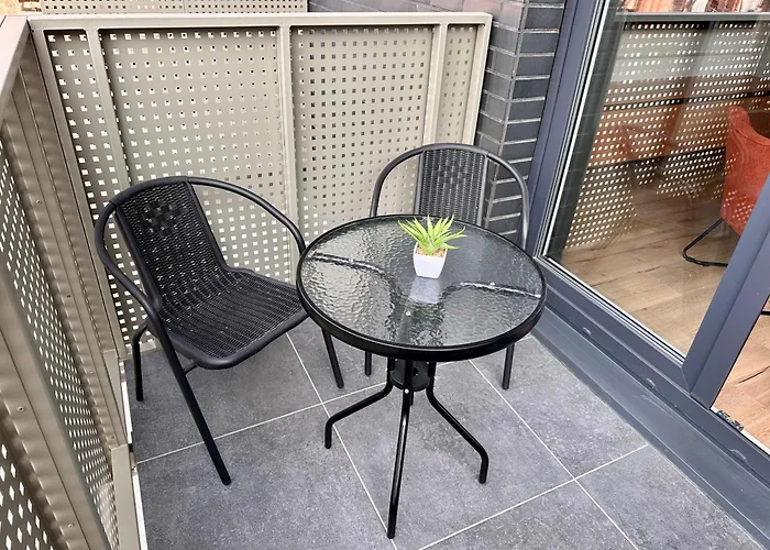 Kocham Podroze Na Fuzji Klimatyzacja, Balkon, Wejscie Na Kod, Wifi, Fv Lodž