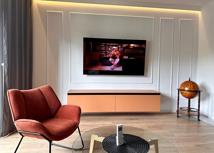 Apartmán Kocham Podroze Na Fuzji Klimatyzacja, Balkon, Wejscie Na Kod, Wifi, Fv Lodž